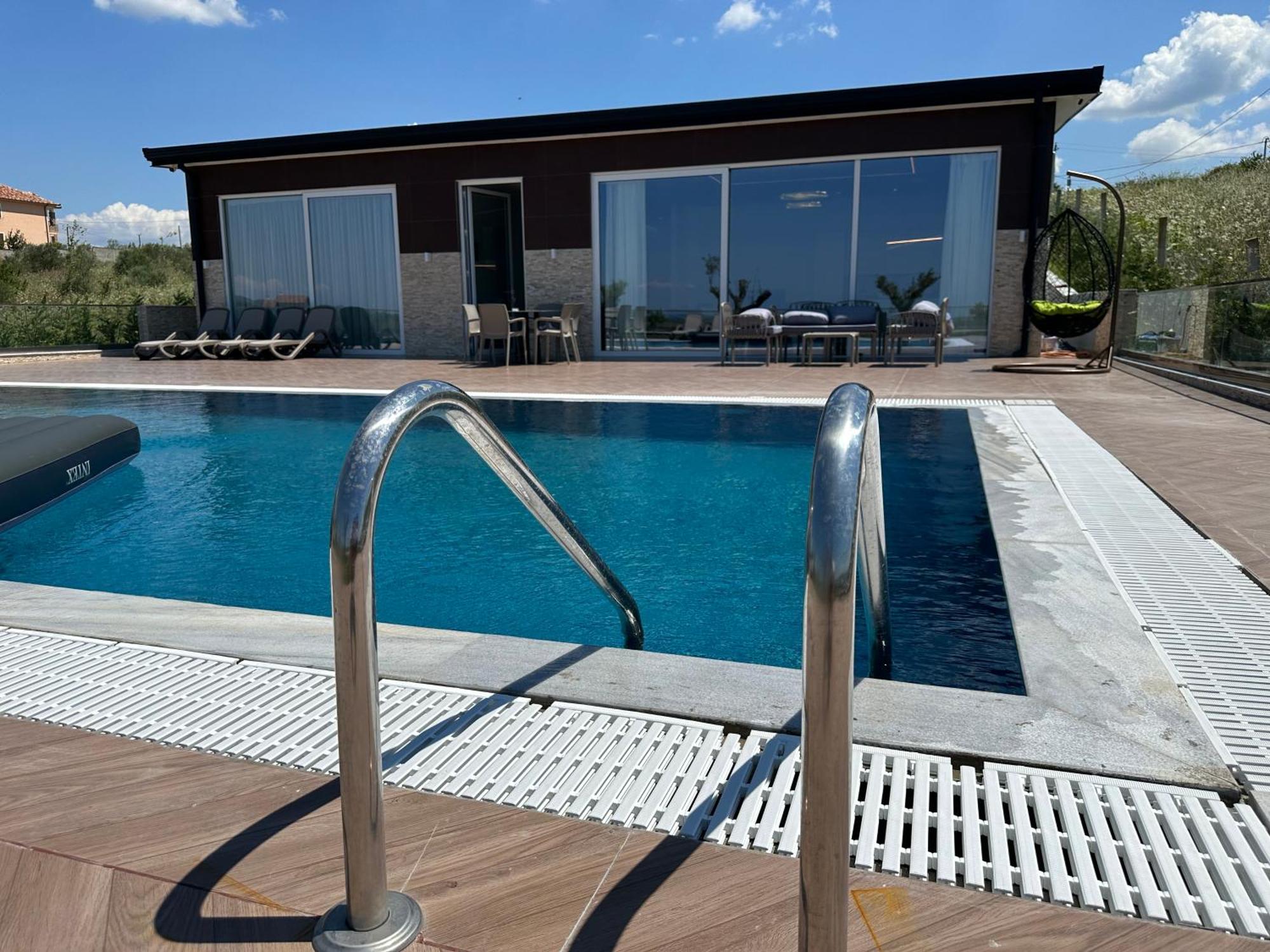 Top Villas Durrës Eksteriør bilde