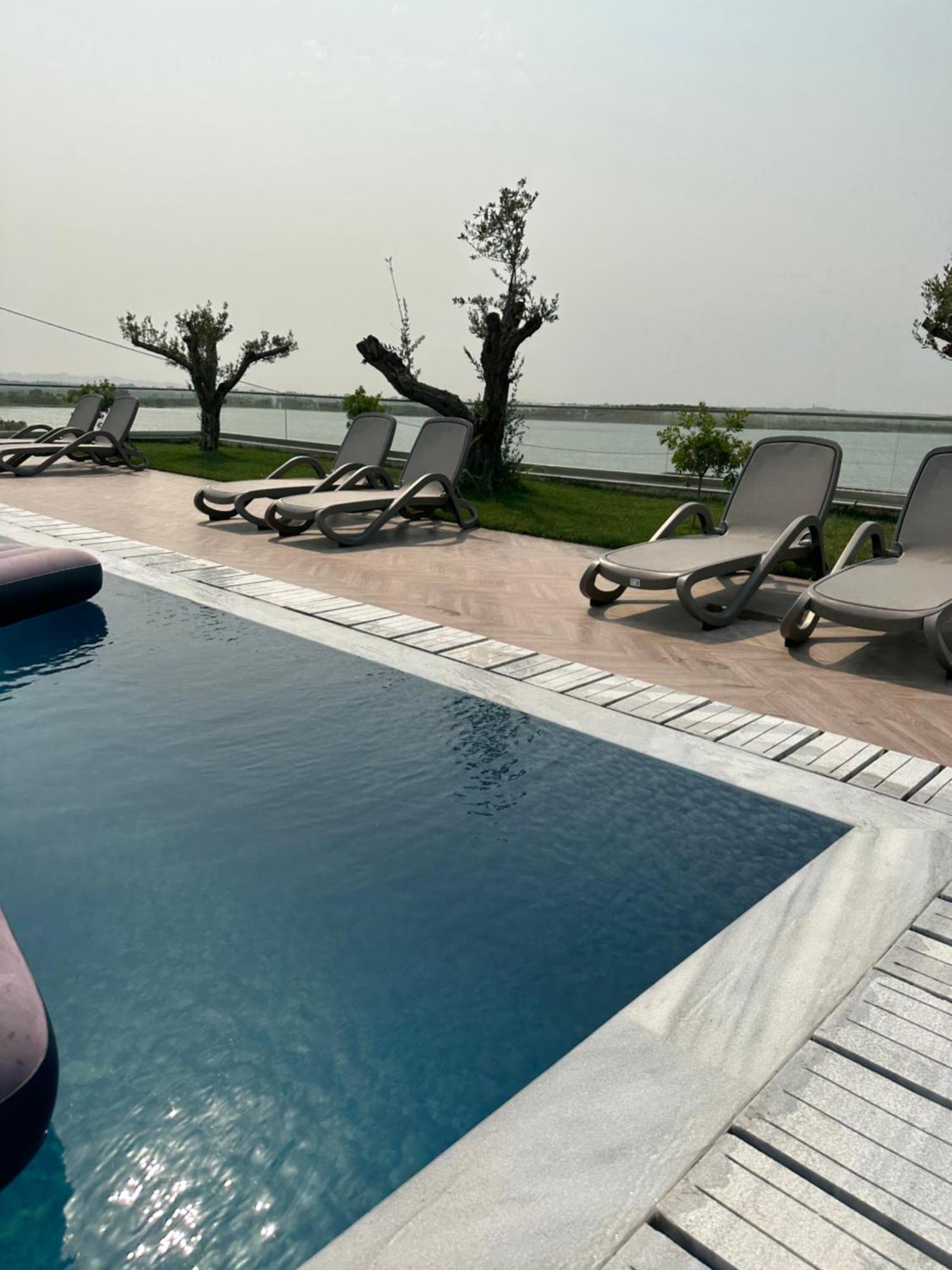 Top Villas Durrës Eksteriør bilde