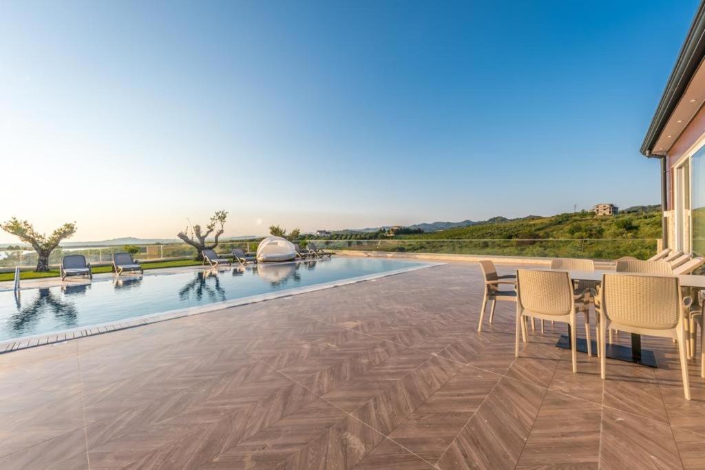 Top Villas Durrës Eksteriør bilde